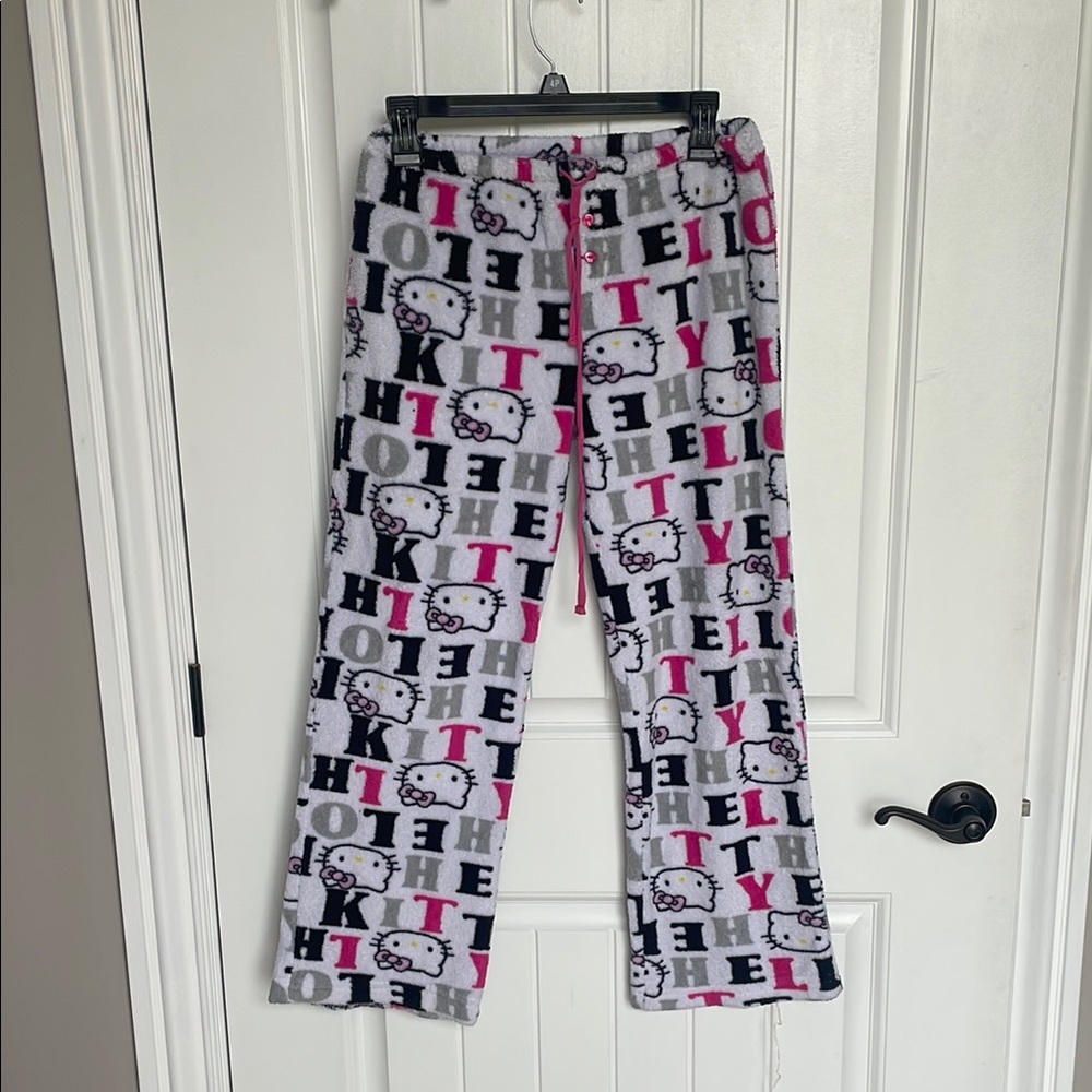3/$15 Hello Kitty Gray and Pink Pajama Bottoms Kids Medium